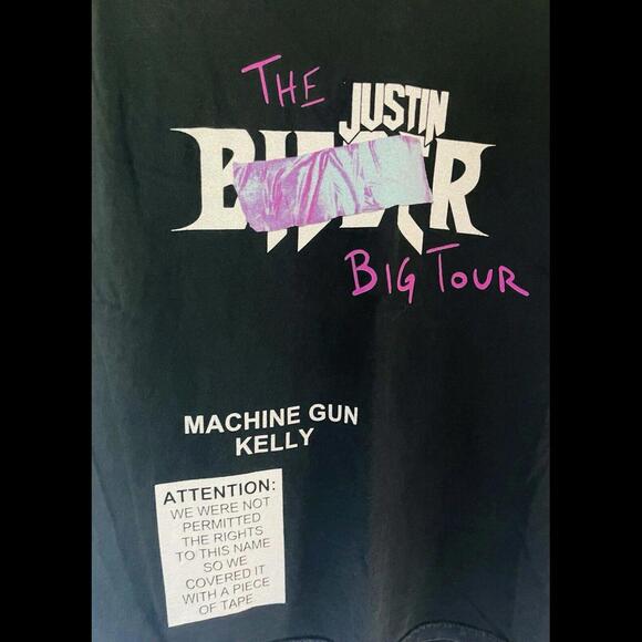 Justin Bieber & Machine Gun Kelly MGK The Big Tour 2019 Size Small TshirtConcert - Picture 3 of 10